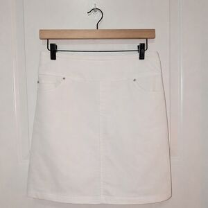 Chic White Mini Skirt for Women